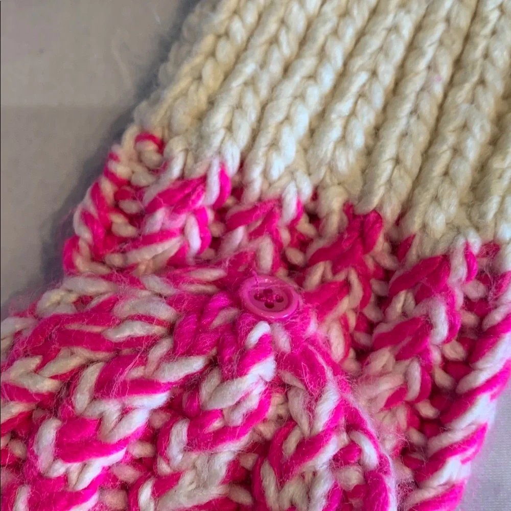 GAP Kids Cream Knit Mittens